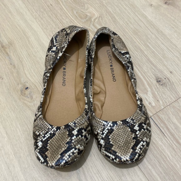 Lucky Brand Snakeskin Ballet Flats - Picture 1 of 6